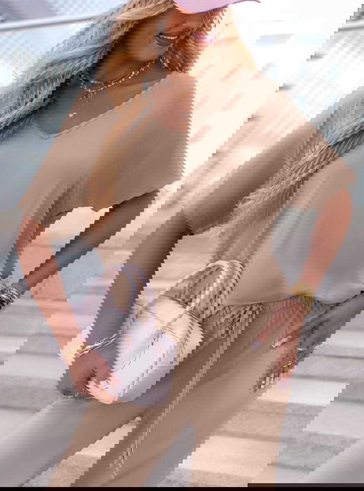 Komplet bluzka i szerokie spodnie...