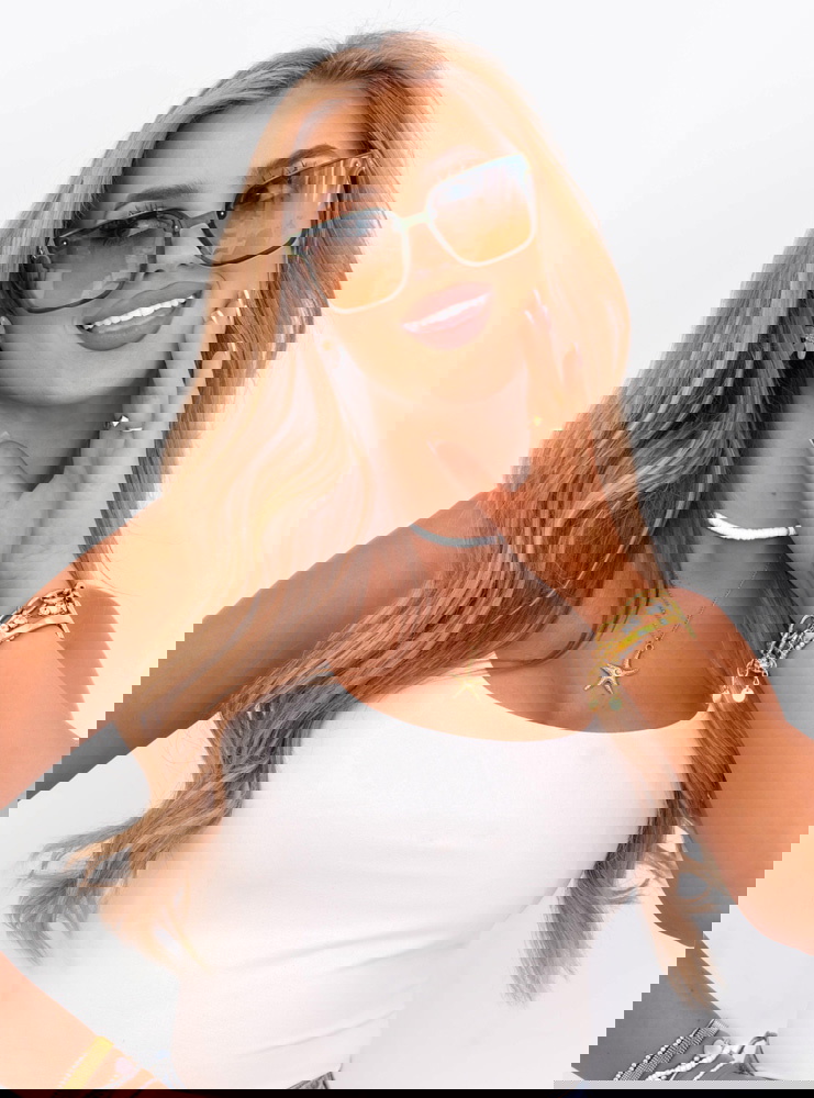 Okulary przeciwsłoneczne kwadratowe...