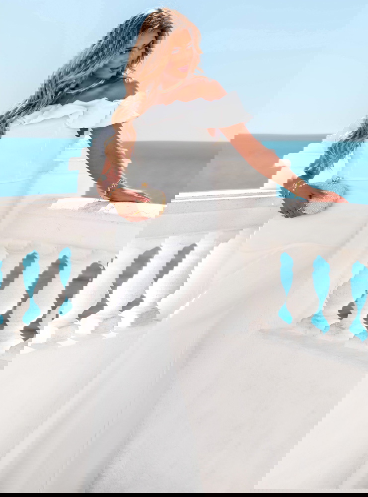 Biała długa sukienka typu hiszpanka z...