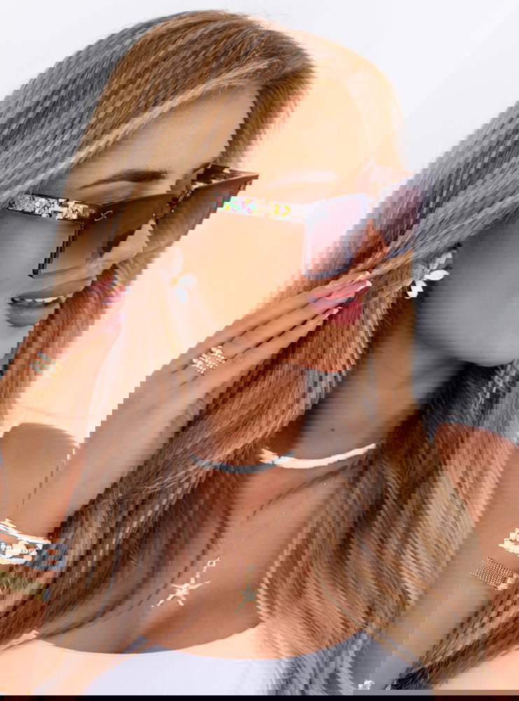 Okulary przeciwsłoneczne kwadratowe...