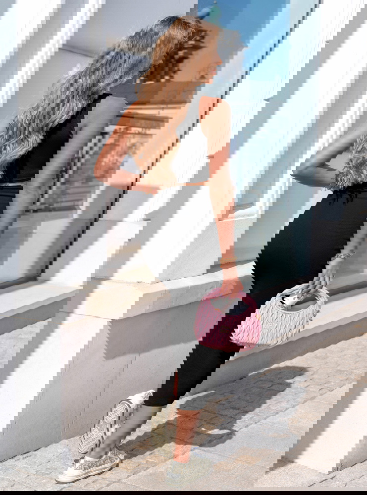 Czarny prążkowany komplet...