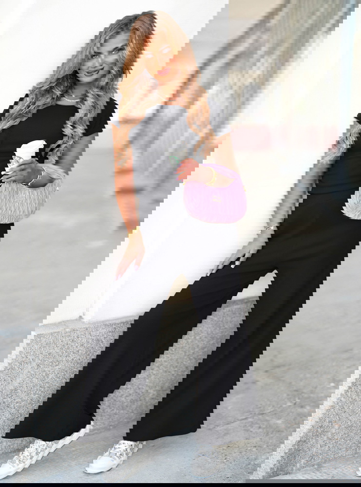 Czarny komplet prążkowany bluzka i...