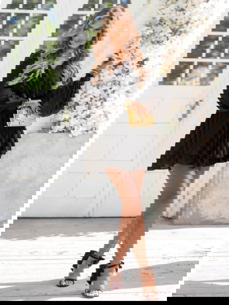 Czarna szyfonowa sukienka... 2