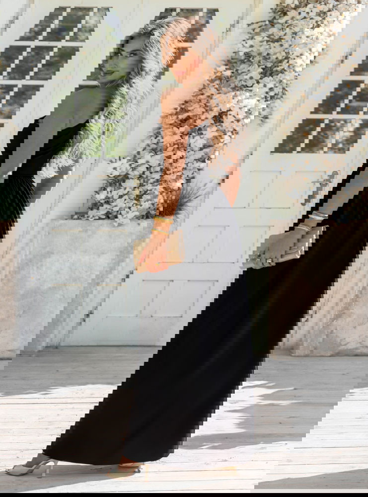 Czarna sukienka na jedno ramię z...