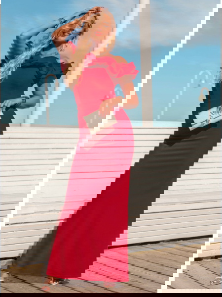 Malinowa długa sukienka... 2