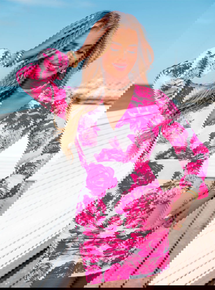 Wzorzysta sukienka z przekładanym...