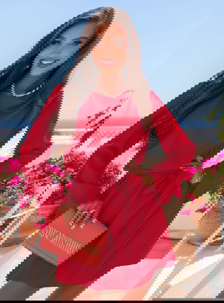 Malinowa mini sukienka wiązana w...