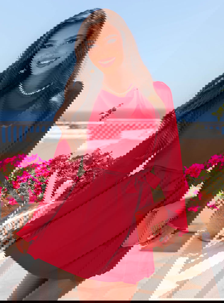 Malinowa mini sukienka wiązana w...