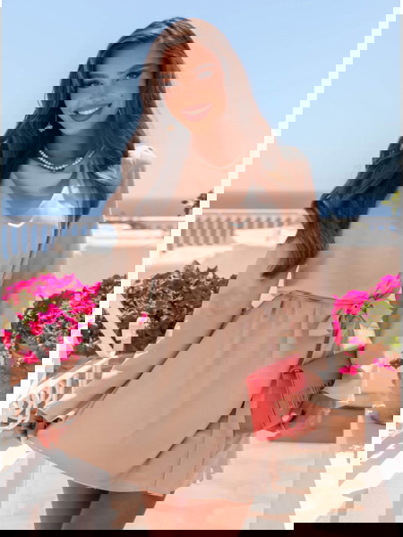 Beżowa mini sukienka... 2