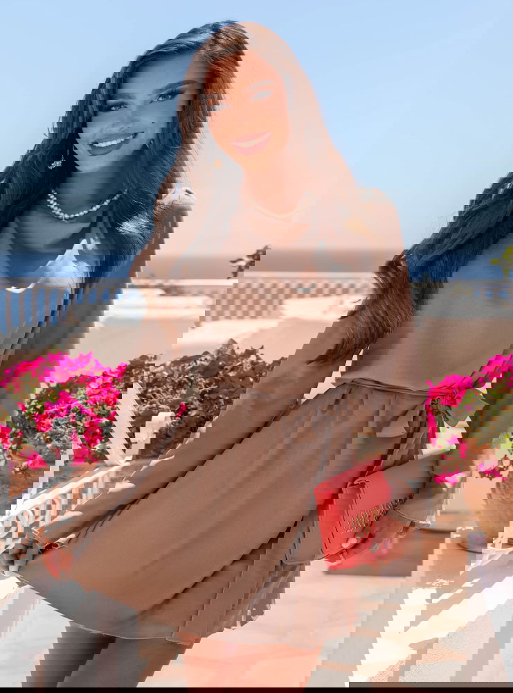 Mini sukienka wiązana w talii Zaira -...