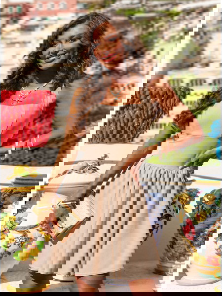 Beżowa rozkloszowana... 2