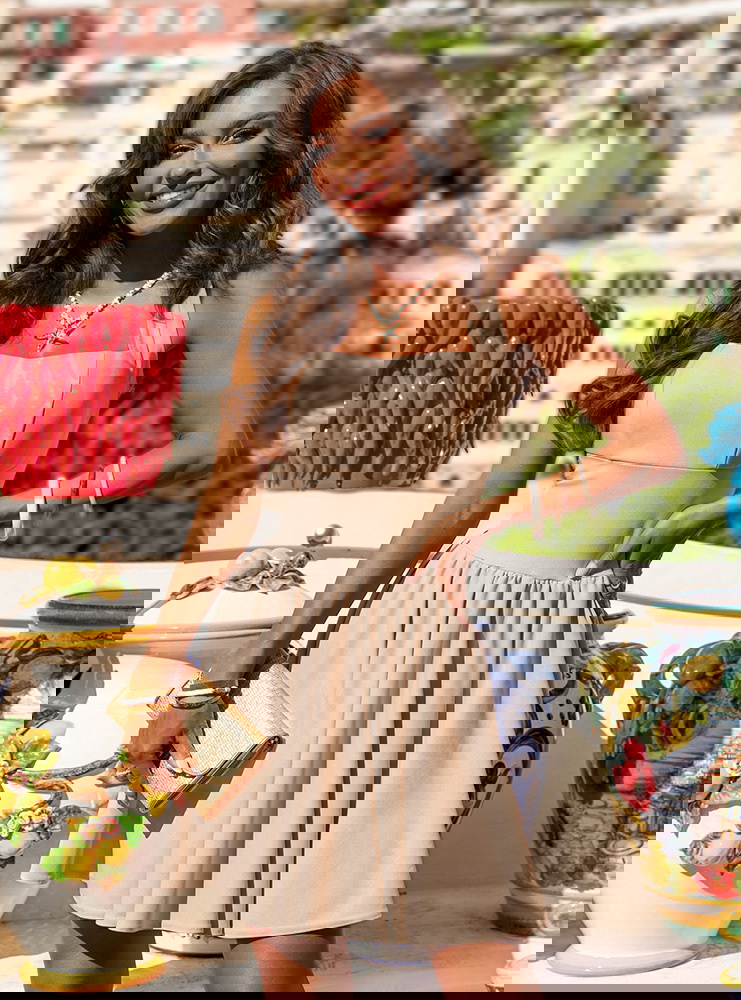 Beżowa rozkloszowana sukienka na...