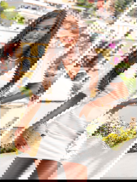 Biała sukienka z... 2