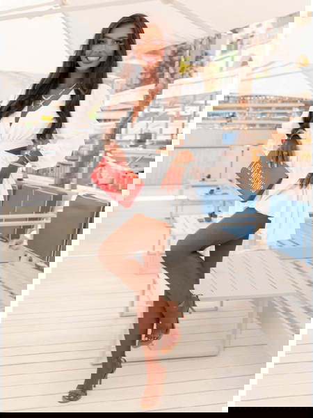 Biała sukienka... 2