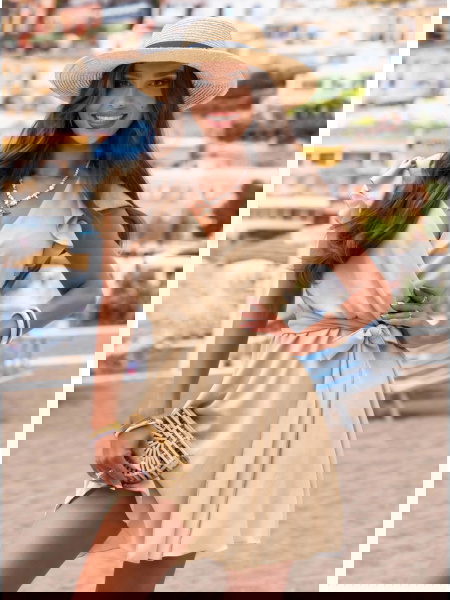 Beżowa sukienka z... 2