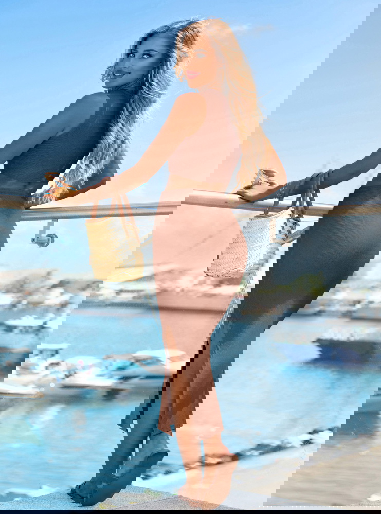 Prążkowany komplet top+spódnica z...