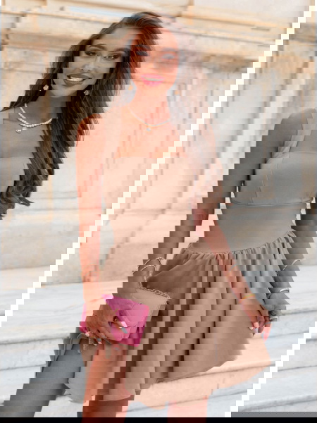 Rozkloszowana sukienka na... 2