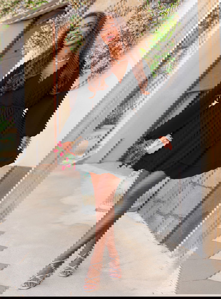 Czarna szyfonowa sukienka mini z...