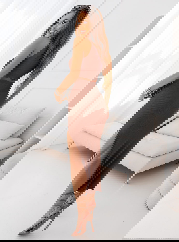 Prążkowany komplet top+spódnica z...