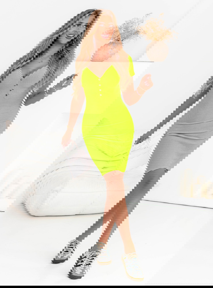 Zielona prążkowana sukienka z...