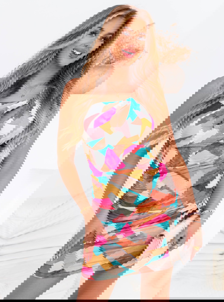 Wzorzysta sukienka mini na jedno...