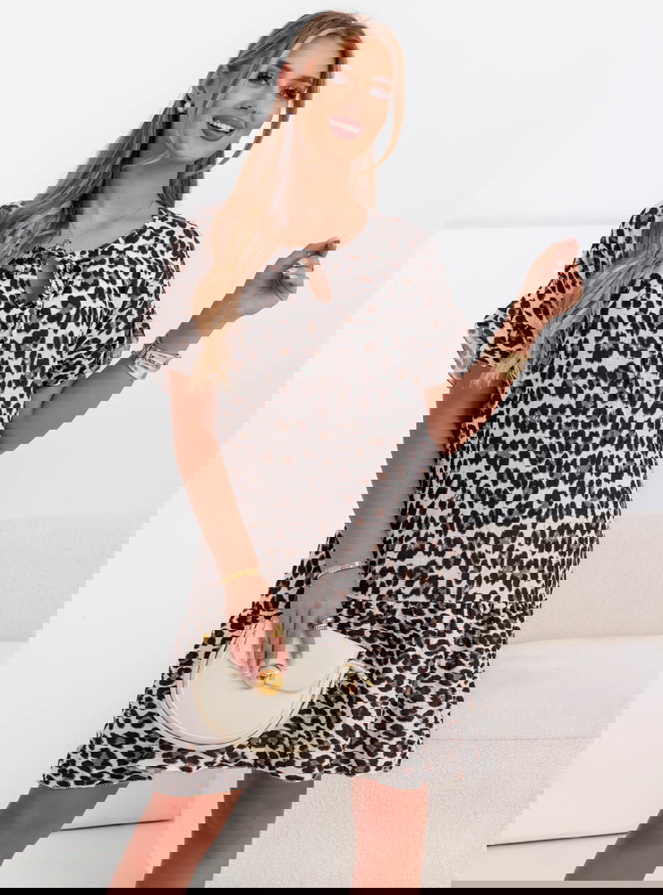 Wzorzysta muślinowa sukienka oversize...