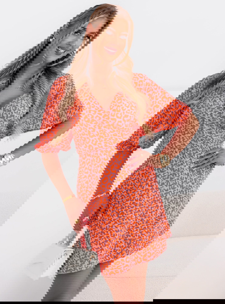 Muślinowa sukienka z przekładanym...