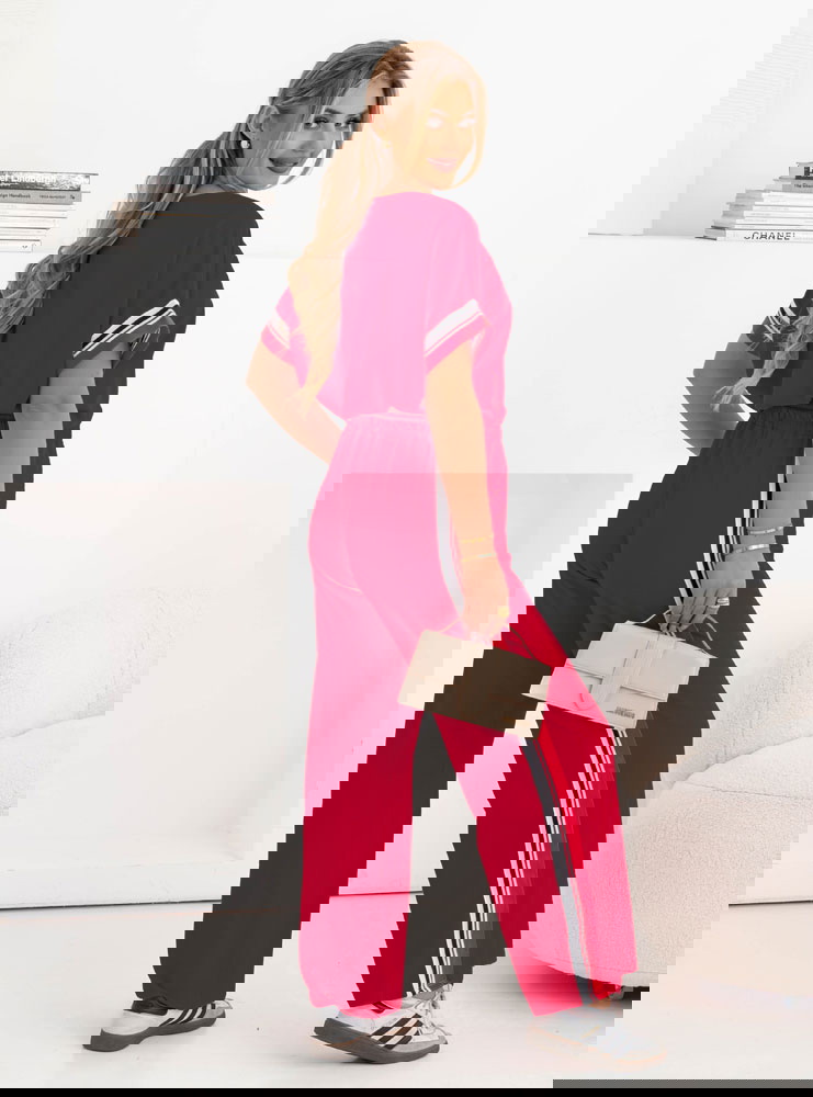 Malinowy komplet koszulka + spodnie...