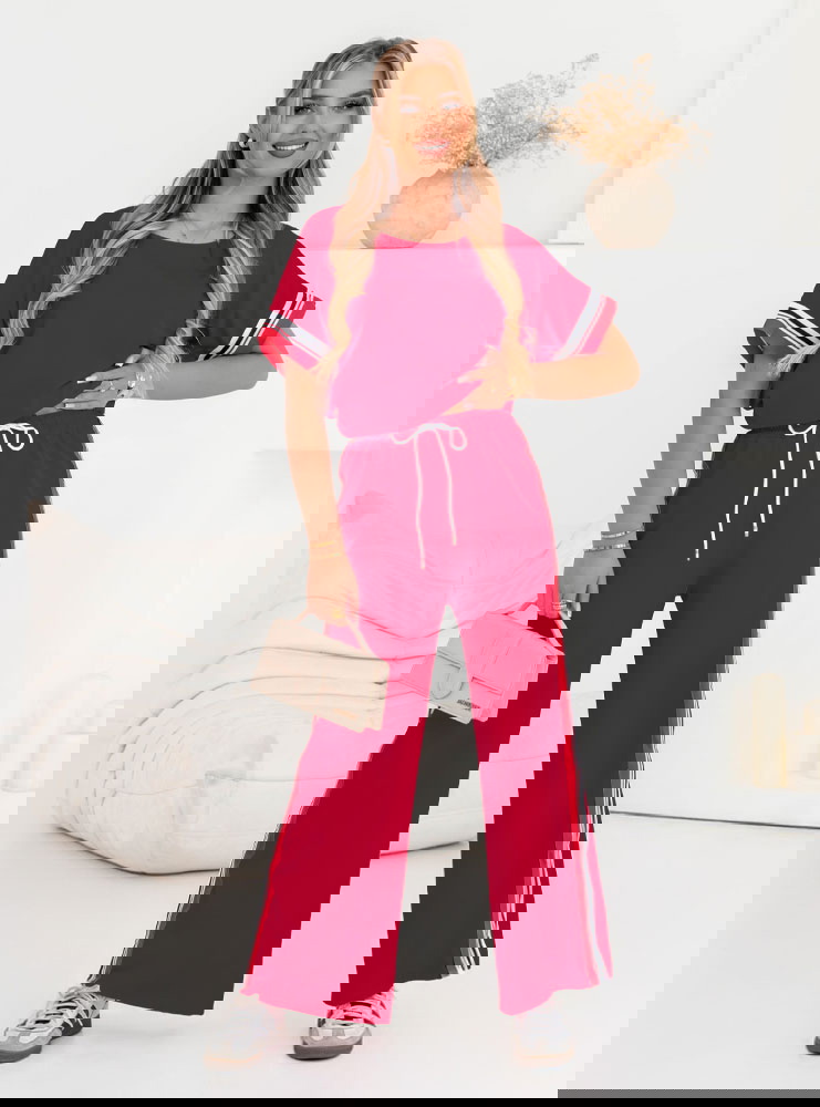 Malinowy komplet koszulka + spodnie...