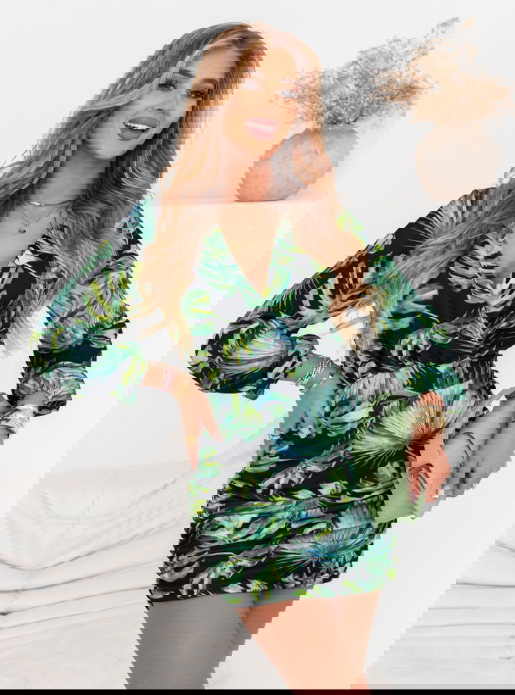 Dopasowana sukienka mini z...