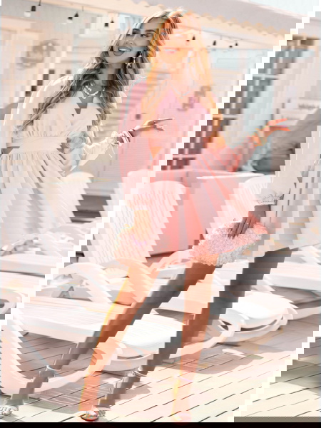 Pudrowa sukienka... 2