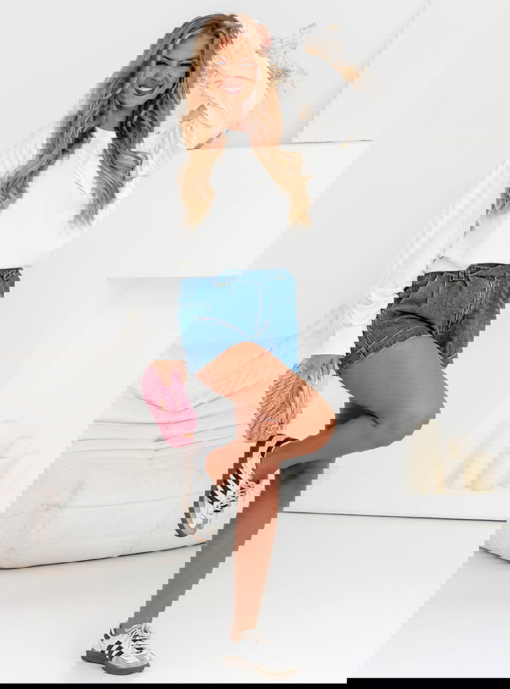 Biała bluza z ozdobną kokardą Orfilia