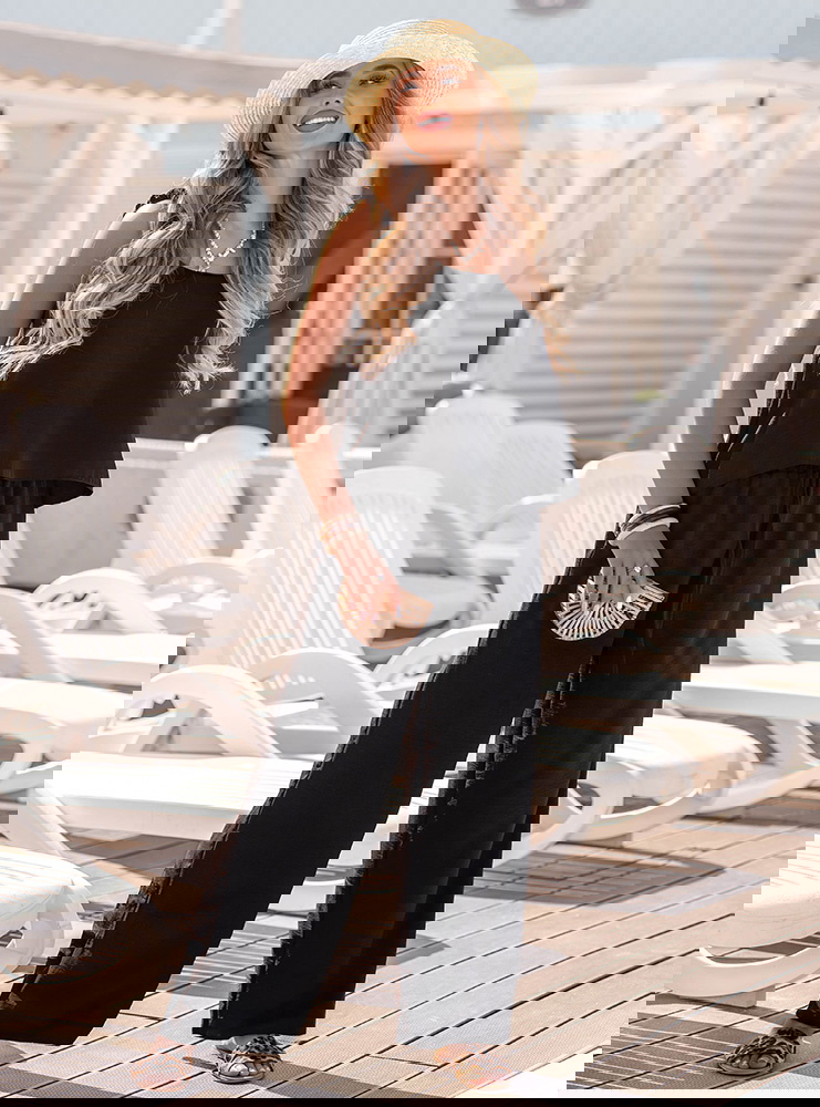 Czarny komplet bluzka i spodnie...