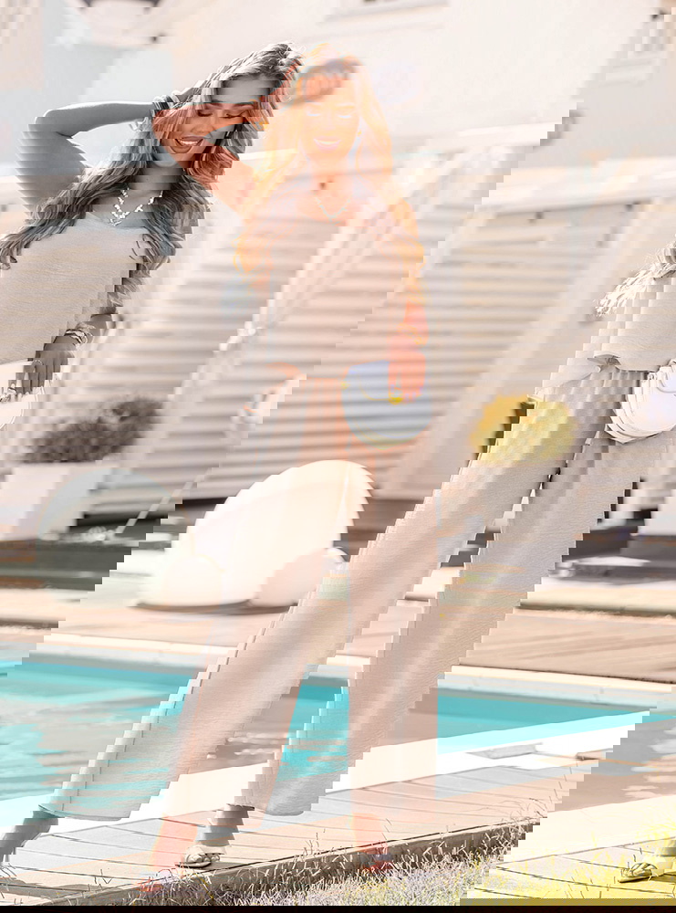 Beżowy komplet bluzka i spodnie...