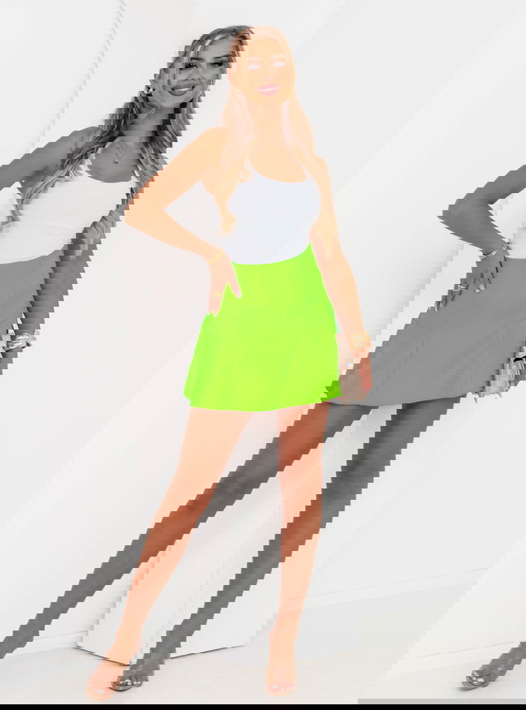 Zielona rozkloszowana spódniczka mini...