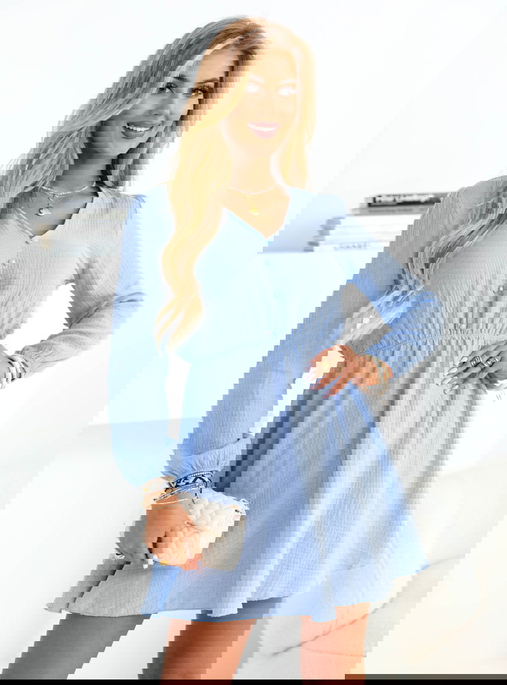 Błękitna muślinowa rozkloszowana...