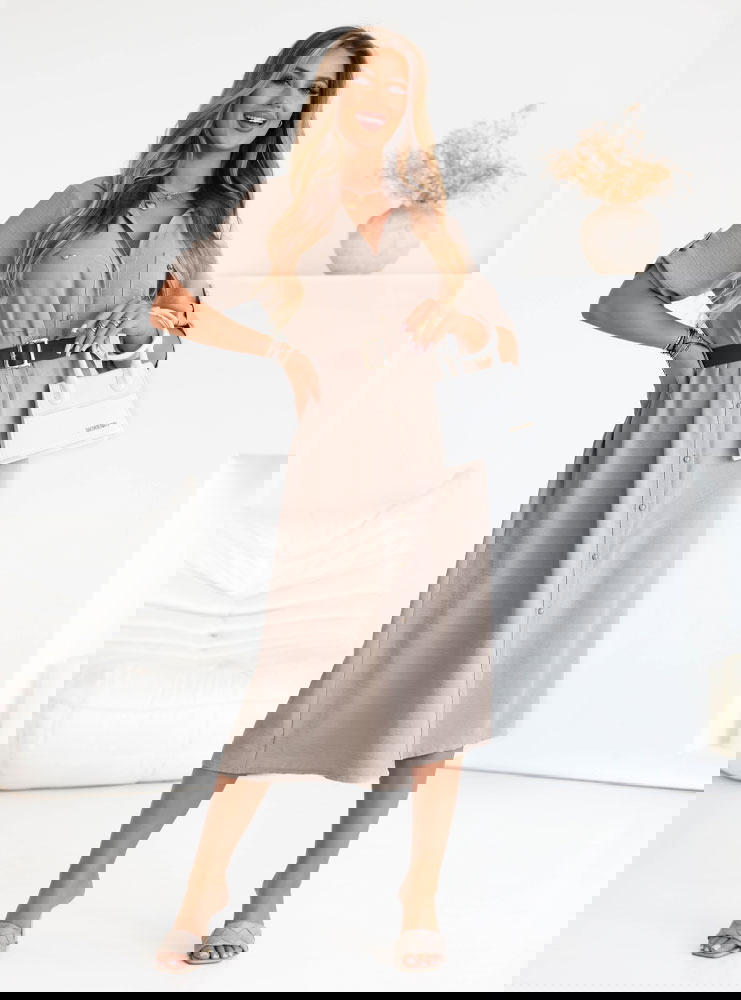 Sukienka midi z paskiem Jorien -mocha...