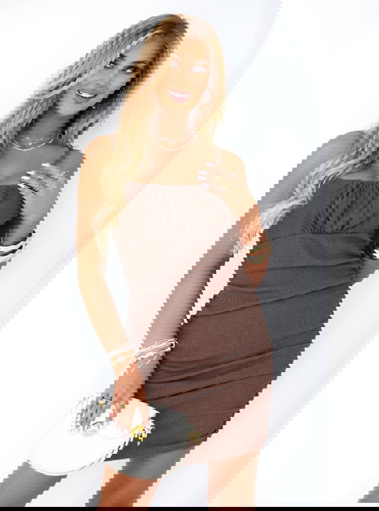 Sukienka mini z marszczeniem Rechelle...