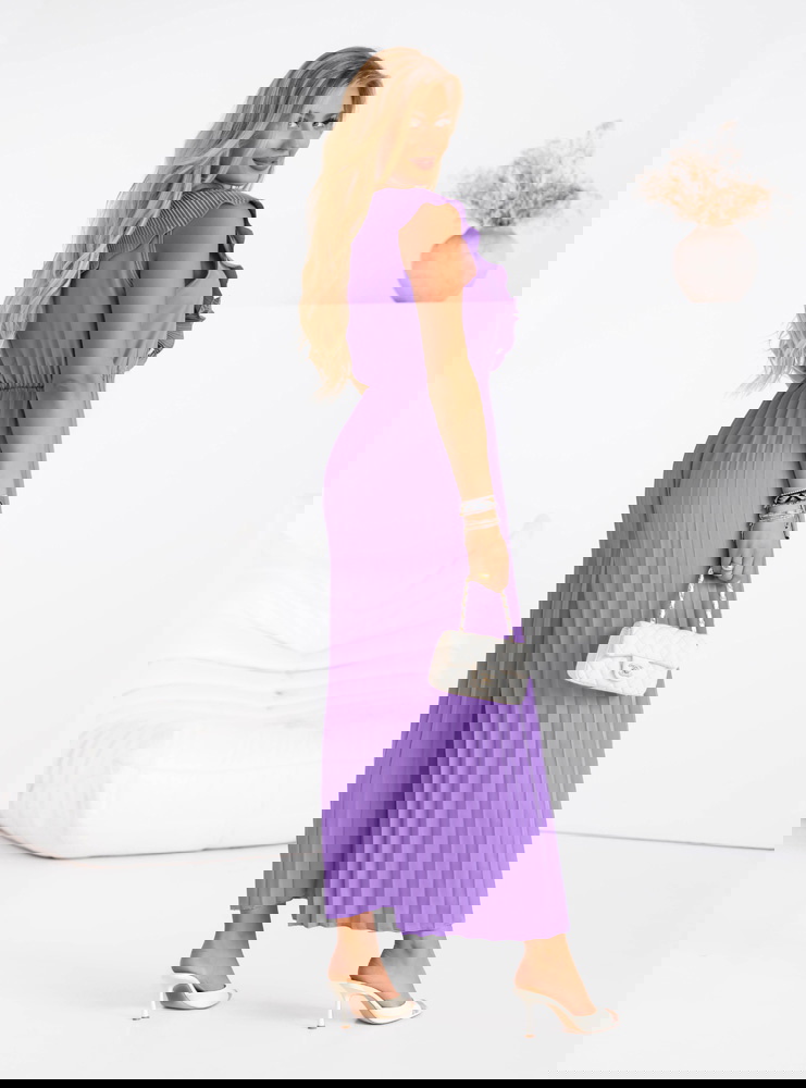 Liliowy plisowany kombinezon z...