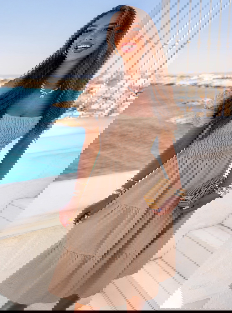 Sukienka midi typu hiszpanka Melindaa...