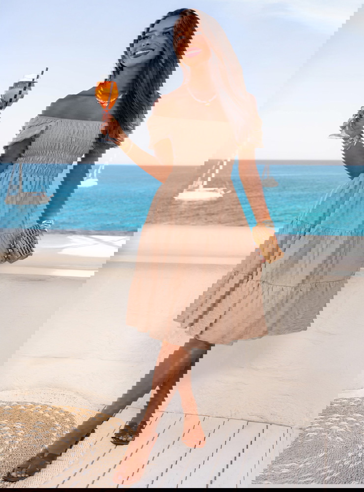 Sukienka midi typu hiszpanka Melindaa...