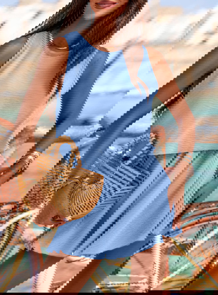 Błękitny komplet bluzka i spodenki...