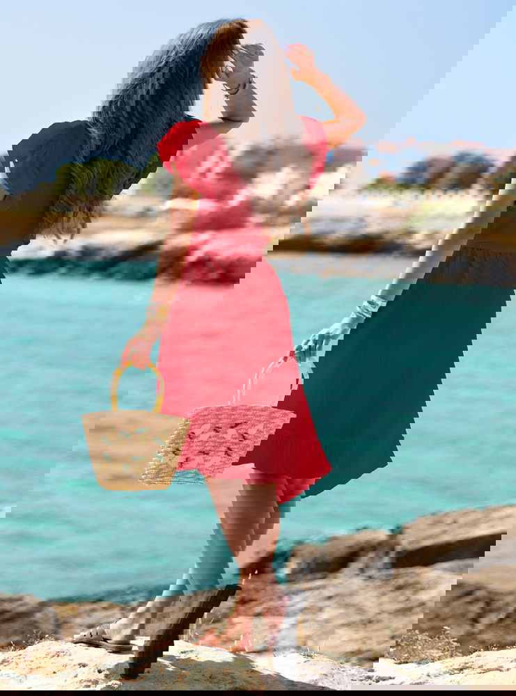 Malinowa muślinowa asymetryczna...