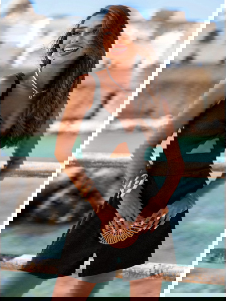 Czarny prążkowany... 2