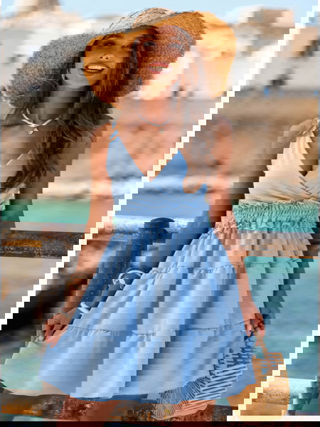 Błękitna rozkloszowana... 2