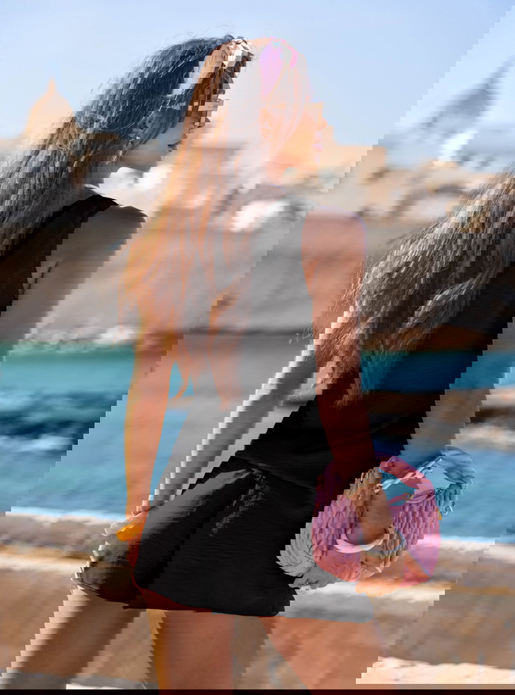 Czarny komplet bluzka i spodenki...