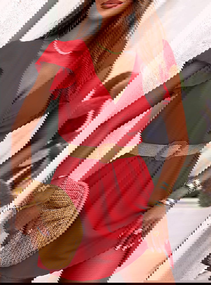 Malinowa sukienka z przekładanym...