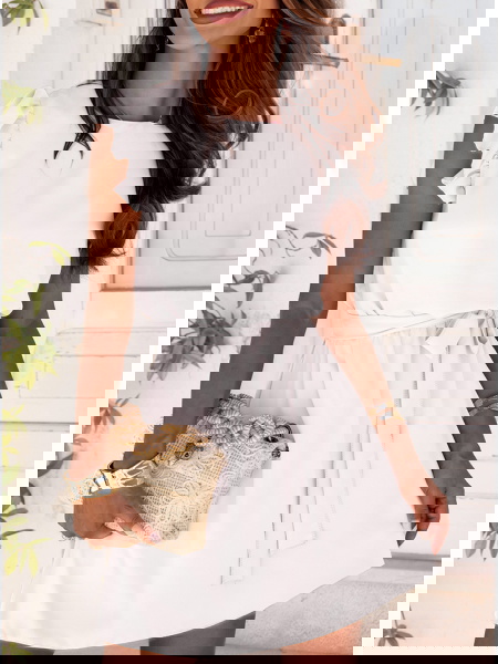 Biała sukienka z wiązaniem... 2