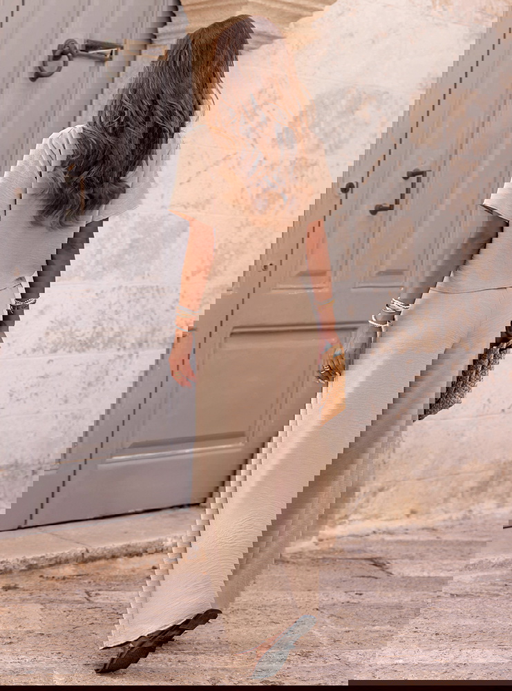 Beżowy komplet bluzka z krótkim...