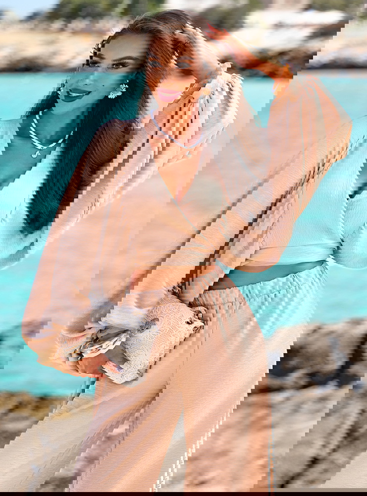 Beżowy komplet top z bufiastymi...